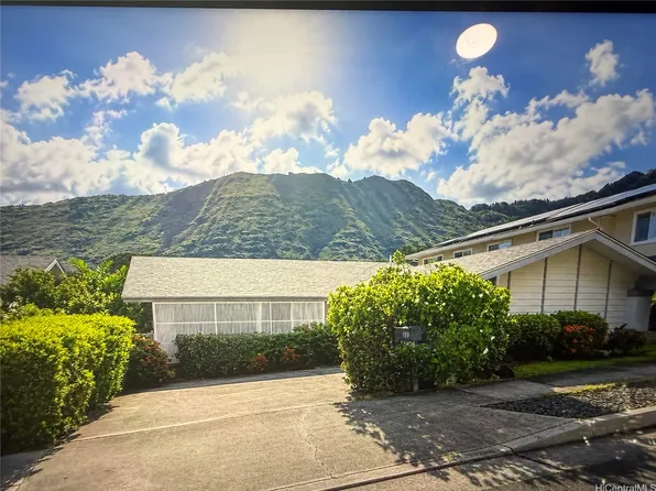 728 Hahaione St, Honolulu, HI 96825