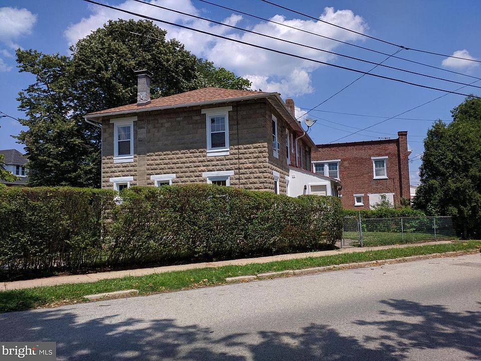 2nd image of 370 3rd Ave