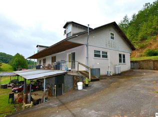 1741 Upper Middle Creek Rd, Sevierville, TN 37876