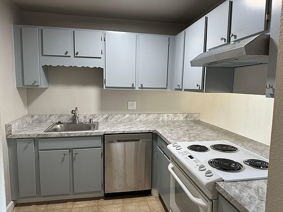 2nd image of 28641 16th Ave S #4