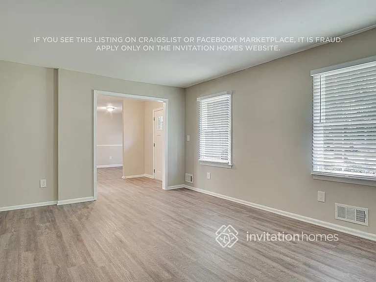 2405 Old Colony Rd — Photo 6