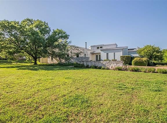 4th image of 3408 Rolling Hills Ln