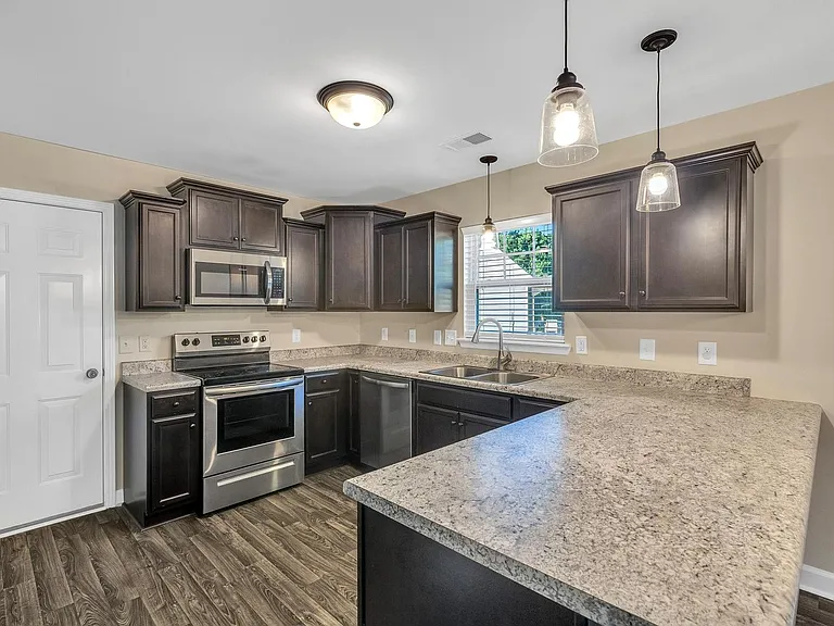630 Osprey Landing Dr — Photo 6