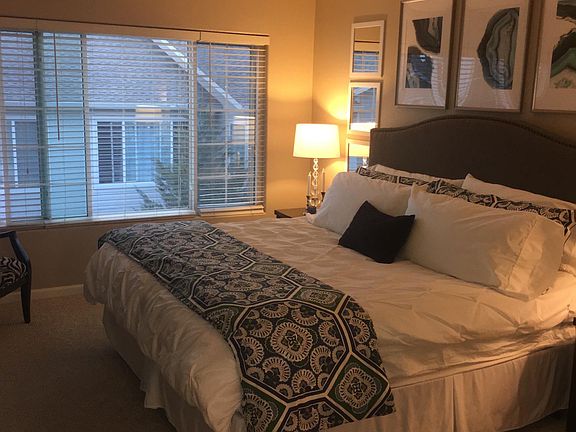 Large Master Bedroom that fits a King Size bed with plenty o