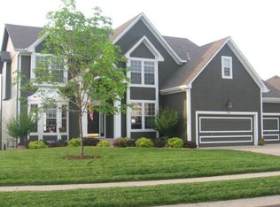 720 SW Derby Dr, Lees Summit, MO 64081