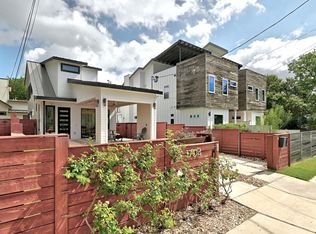 1704 E 13th St #B, Austin, TX 78702