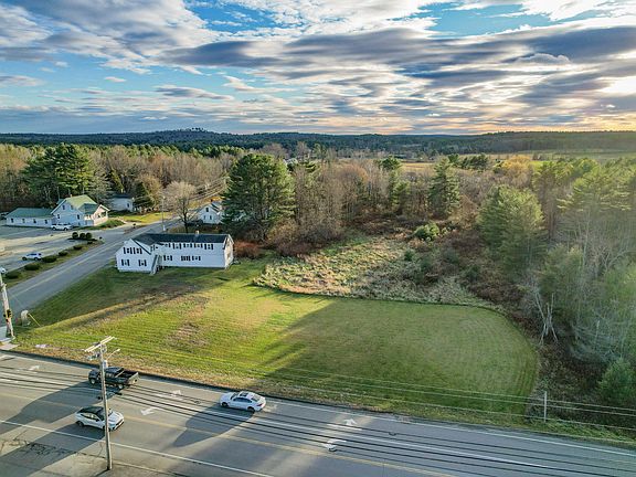 3rd image of 220 Cony Road