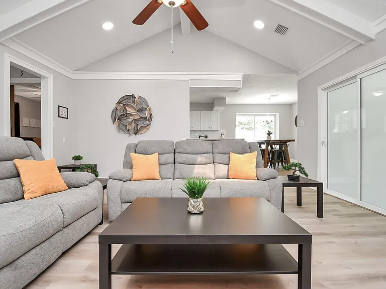 21722 Forest Glade Dr — Photo 11