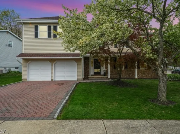 45 Holyoke Ct, Wayne Twp., NJ 07470