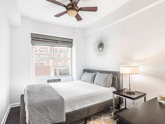 4th image of 220 Madison Ave APT 9N