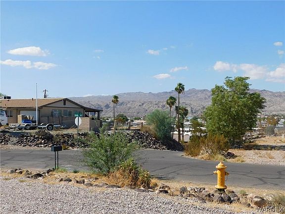 2nd image of 1116 Zircon Ave