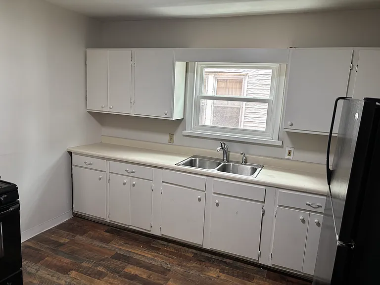 39 Kimmel Ave #1 — Photo 4