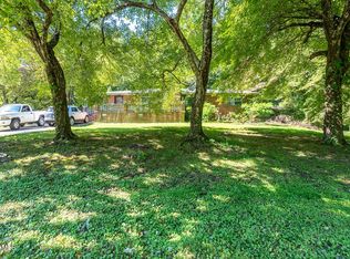 305 E Frances St, Rockwood, TN 37854