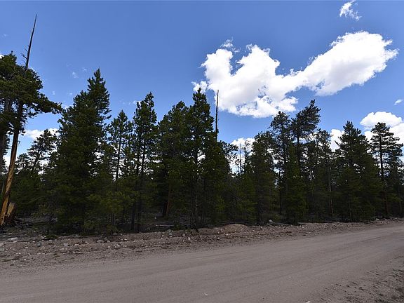 3rd image of 719 Peak View Dr
