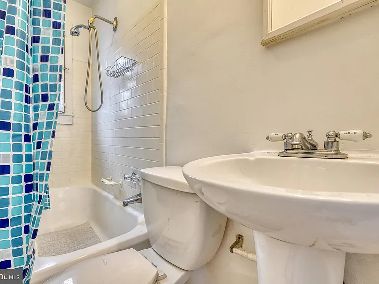 1208 N Calvert St #5 — Photo 18