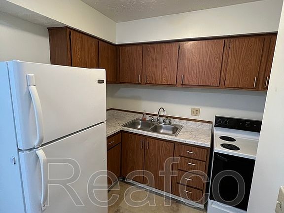 5th image of 1582 Harvester Ln