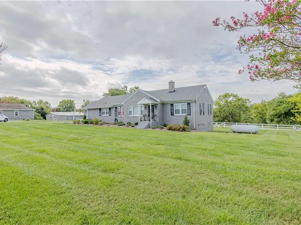 5714 Thacker Dairy Rd, Whitsett, NC 27377