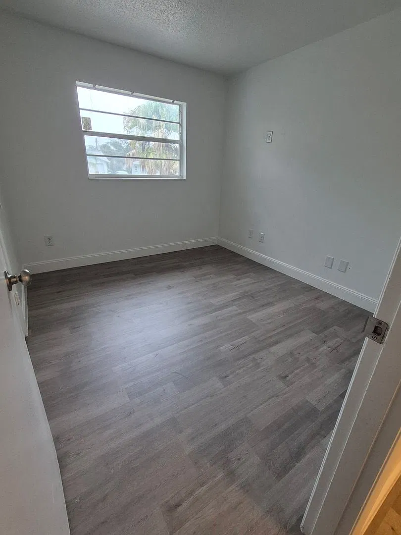 Renovated Home For Rent 3 Bedroom / 2 Bath — Photo 4