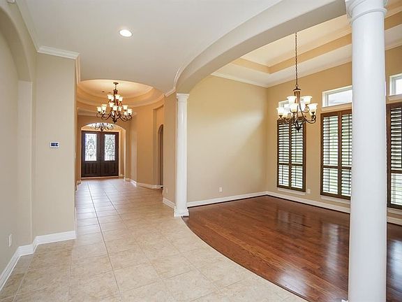 4th image of 98 Marino Dr