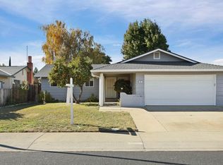 625 El Capitan Dr, Lodi, CA 95242