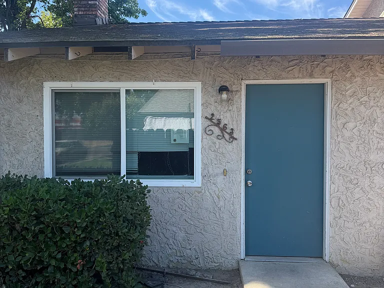2563 Alabama St — Photo 2