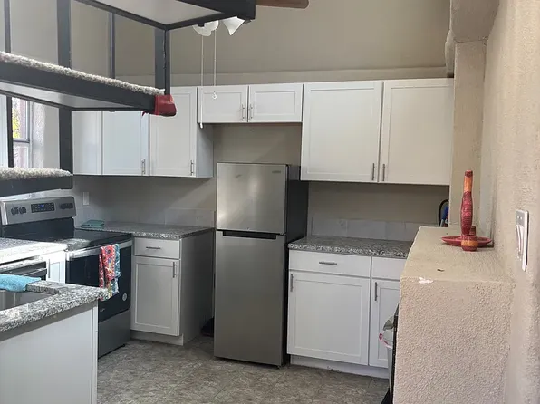 149 Candelario St, Santa Fe, NM