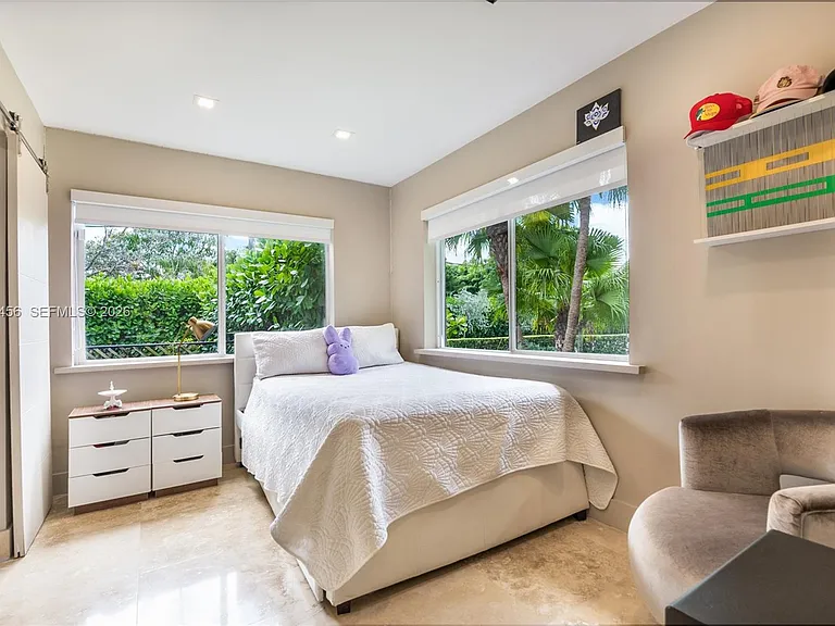 7401 SW 117th St — Photo 10