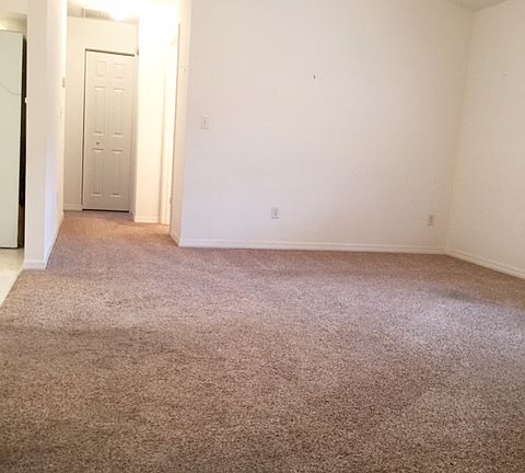 4th image of 35 Kaywood Pl