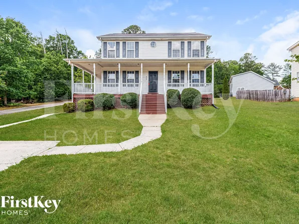 809 Hounds Chase Dr, Durham, NC 27703