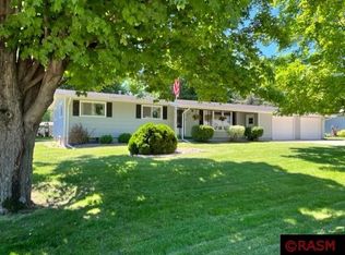 209 Columbia St, Cleveland, MN 56017