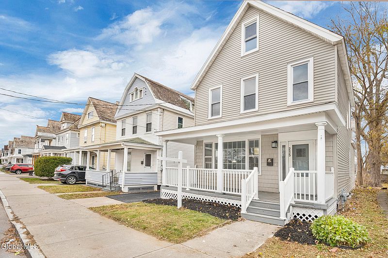 5th image of 215 Furman Street
