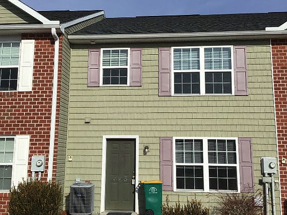 2nd image of 457-471 Lantern Ln #463