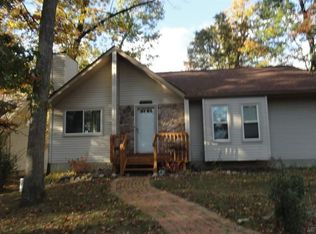 685 Butler Dr, Lake Orion, MI