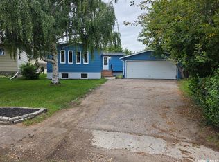 6 4th Ave N, Martensville, SK S0K0A1