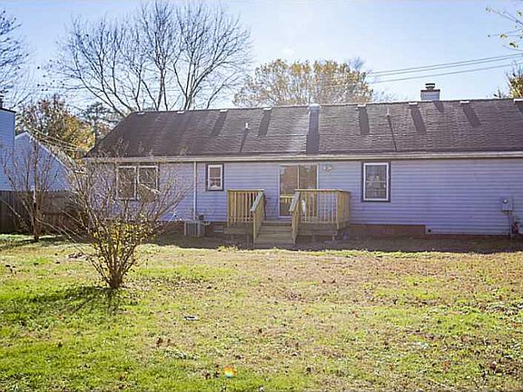 3rd image of 2706 Fenway Ave
