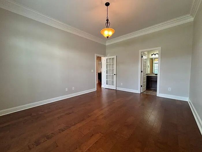 100 Middy Ln — Photo 26