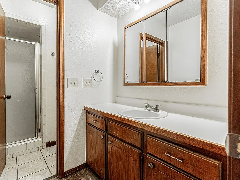 3808 Oakcliff Dr — Photo 24
