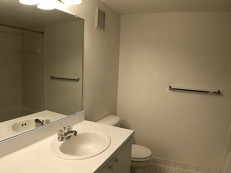 Prentiss Pointe Apartments — Photo 278