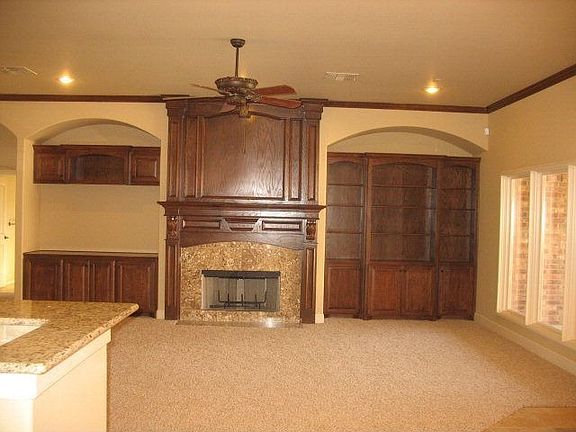 4th image of 10710 Orlando Ave