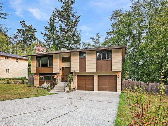 2nd image of 1194 SW Leschi Dr