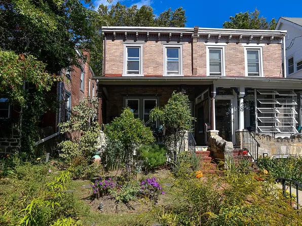 37 E Front St, Media, PA 19063
