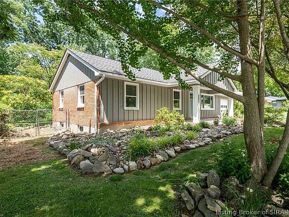4th image of 803 Pamela Drive
