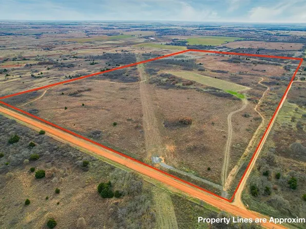 LOT 2 E 1130th Rd, Sayre, OK 73662