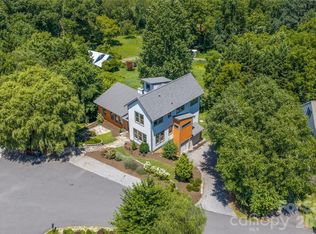 31 Grey River Run, Asheville, NC 28804