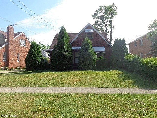 1st image of 6237 Chestnut Hills Dr