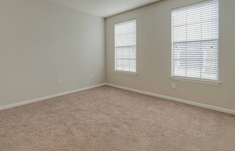 Trails at Bartram Park Apartments — Photo 4