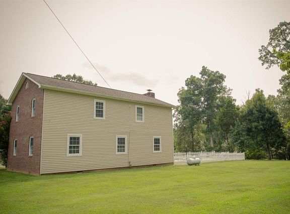 5th image of 141 Monza Ln NW