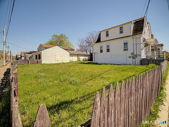 3rd image of 37 Dix Street