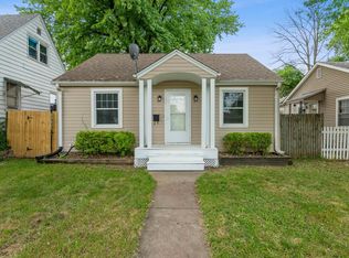 1923 31st St, Moline, IL 61265