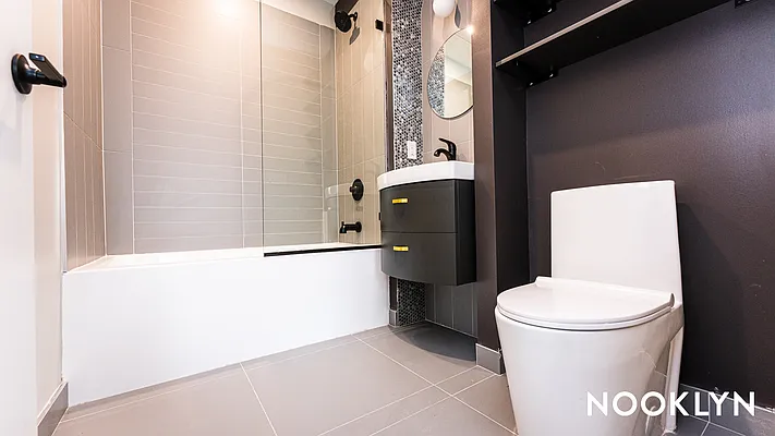 Rented by Nooklyn NYC LLC | media 4